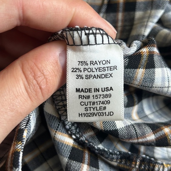 Altar'd State Black and White Asymmetrical Wrap Skort Preppy Plaid School Girl - Picture 7 of 7